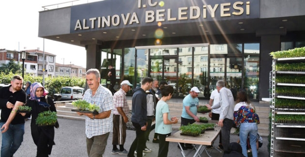 10 ATA TOHUMU FİDESİ DAĞITILDI