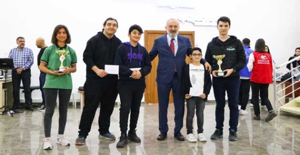 19 MAYIS ÇİFTLİKKÖY’DE KUTLANDI