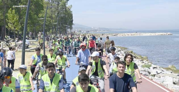 ​872 PEDAL YEŞİLAY İÇİN DÖNDÜ
