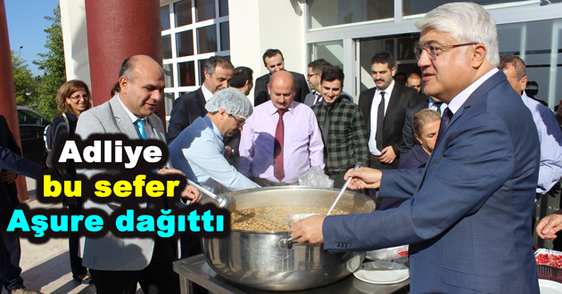 Adliye bu sefer Aşure dağıttı