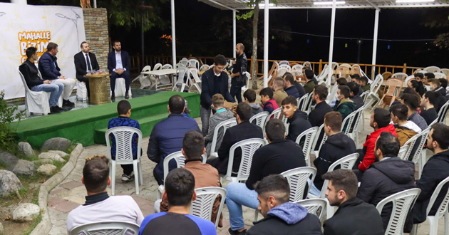 Ak Gençler mahallede buluştular
