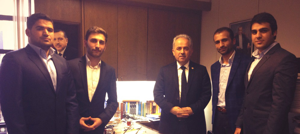 AK PARTİ GENÇLİK KOLLARINDAN ANKARA’YA BÜYÜK ÇIKARTMA