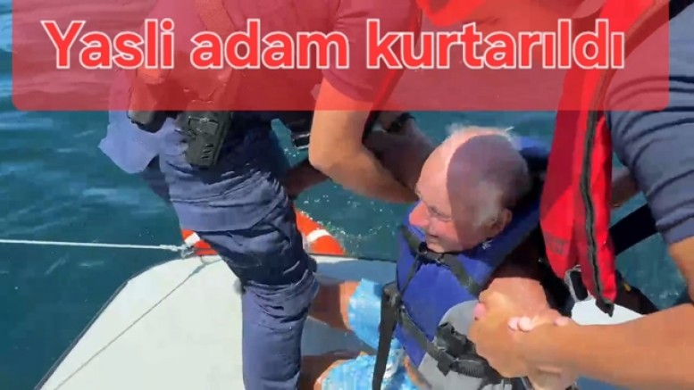 ALABORA OLAN YELKENLİ TEKNEDEN 70 YAŞINDAKİ KİŞİ KURTARILDI