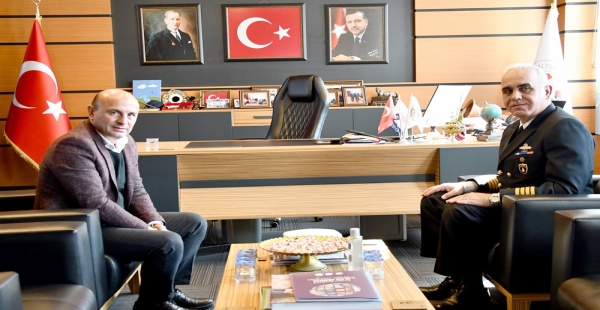 ALBAY TÜMÜRÖZÜ’NDEN BAŞKAN ORAL’A ZİYARET