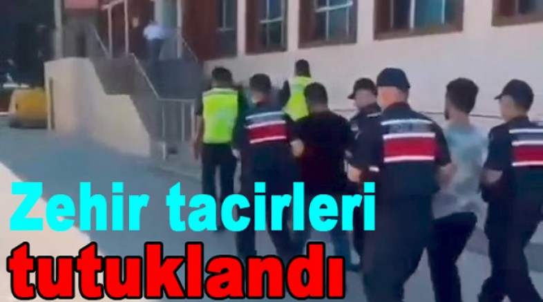 ALTINOVA'DA ZEHİR TACİRLERİ TUTUKLANDI