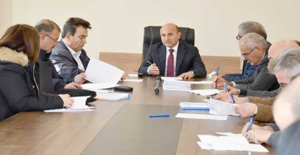​ALTINOVA MECLİSİ BAŞLADI