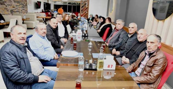 ALTINOVA MECLİSİ ORUÇ AÇTI