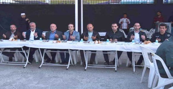 ALTINOVA POLİSİ İFTARDA BULUŞTU