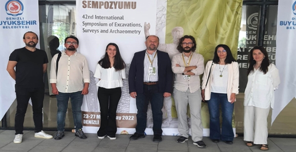 ALTINOVA TARİHİNİ ANLATTILAR