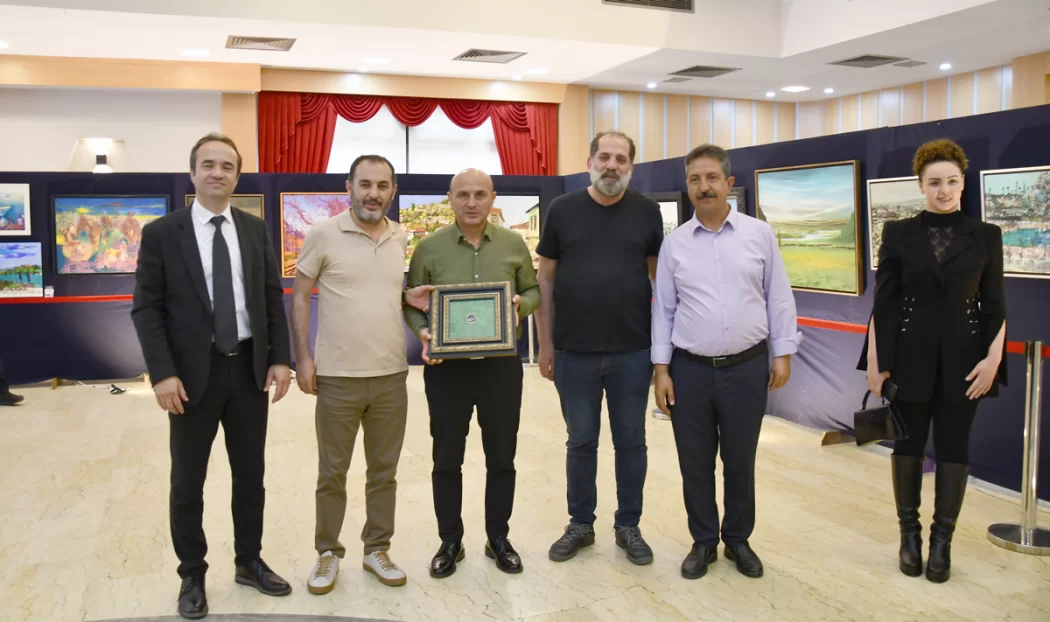 Altınova Uluslararası İpekyolu Resim Sergisi açıldı