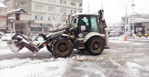 ALTINOVA’DA EKİPLERİ TEYAKKUZDA