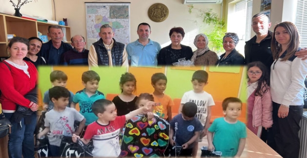 ALTINOVA’DAN BULGARİSTANA OYUNCAK GİTTİ