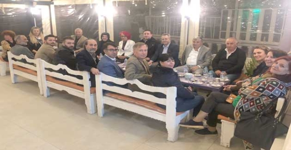 ​ARMUTLU İYİ PARTİ İFTARDA BULUŞTU