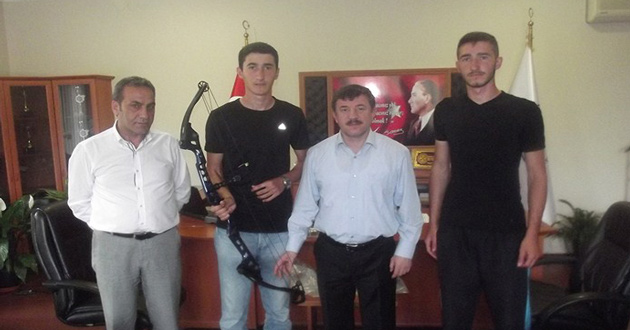 BAŞARILI OKÇU YAYINA KAVUŞTU