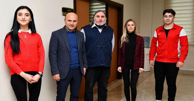 Başkan Oral personelini unutmadı
