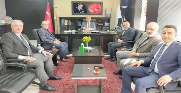 ​BAŞKANLARDAN MÜDÜRLERE TEBRİK