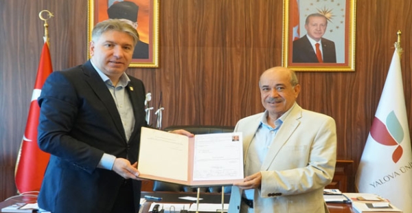 BEKİR KARLIĞA HOCA EMEKLİ OLDU