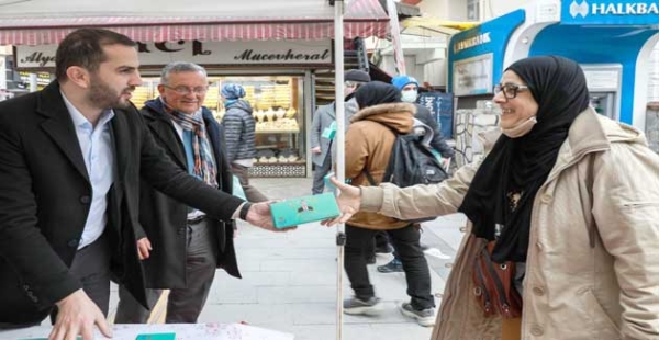 BELEDİYE KANDİL SİMİTİ DAĞITTI