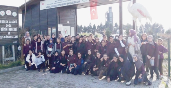 ÇAAL  ÖĞRENCİLERL HERSEK LAGÜNÜNDE