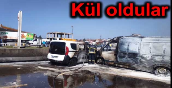 ÇİFTLİKKÖYDE 2 ARAÇ KÜL OLDU