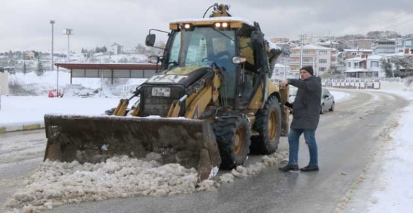 ​ÇINARCIKTA YOLLAR AÇIK TUTULUYOR