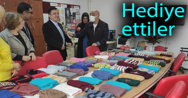 Emekli Askerler bere dağıttı