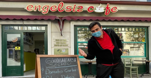 ​Engelsiz Cafe sizi bekliyor