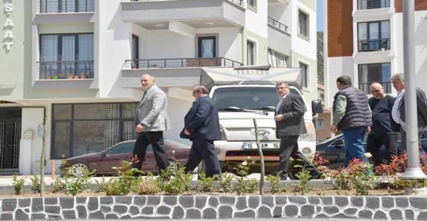 ESENKÖY MEYDANI YAPILIYOR