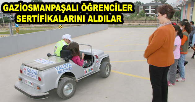 GAZİOSMANPAŞALI ÖĞRENCİLER SERTİFİKALARINI ALDILAR