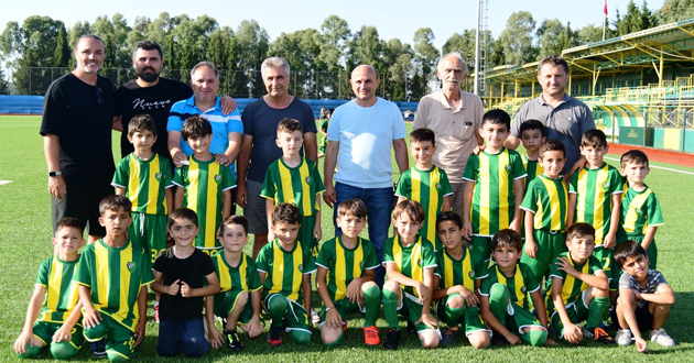Genç Futbolcular Göz Dolduruyor