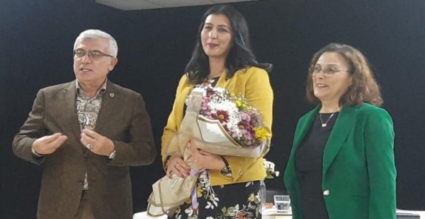 HANDE ÇİĞDEMOĞLU KİTABINI İMZALADI