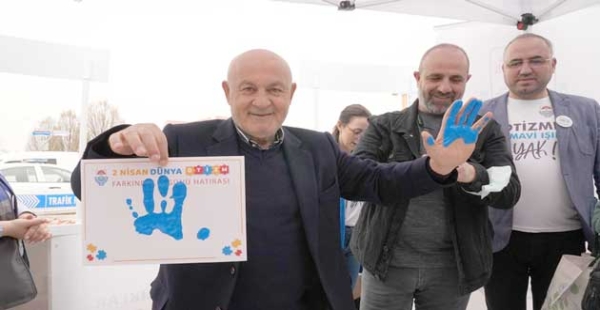 ​HER YER MAVİ OLDU MAVİ