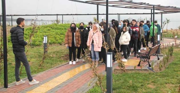 ​HERSEK ÖĞRENCİLERİ AĞIRLADI
