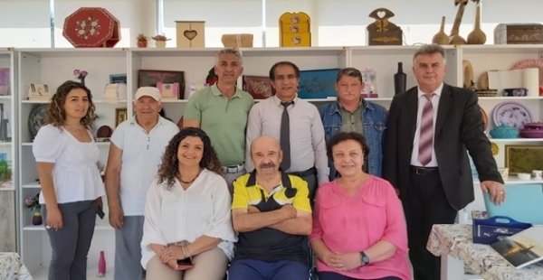 HUZUREVİNDE SORUN YOK