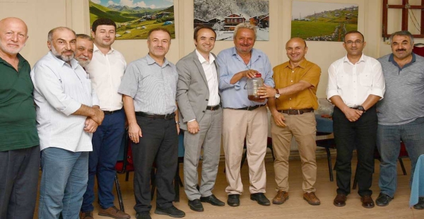 İLÇE PROTOKOLÜ TRABZONLULAR’DA BULUŞTU