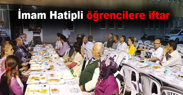 İmam Hatipli öğrencilere iftar