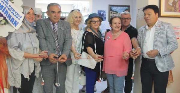 İPEK KOZA SERGİSİ AÇILDI