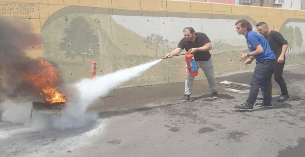 İTFAİYE EĞİTİMLERE SÜRÜYOR