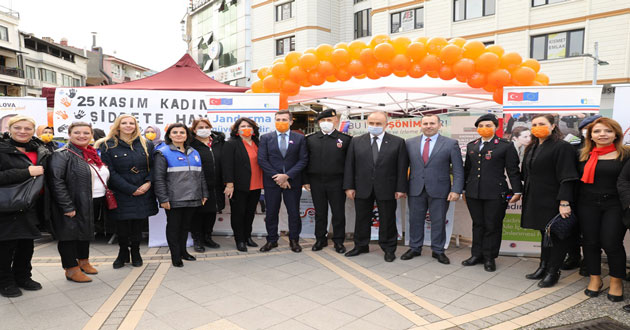 Kadına Şiddete dikkat çekildi