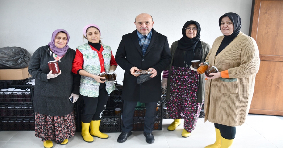KADINLARIN ÜRETTİĞİ YÖRESEL ÜRÜNLER DÜNYAYA AÇILIYOR