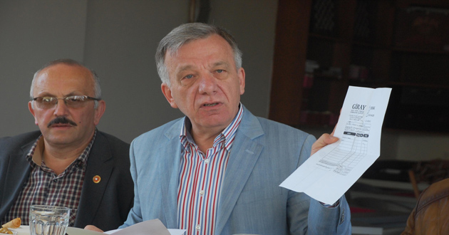 KOÇAL :YALOVA'LI KAVURMA DEĞİL TAVUK YEDİ