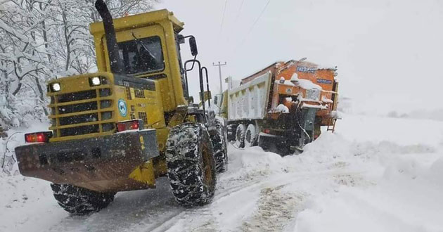 Köy yolları açık tutuluyor