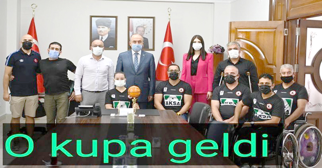 KUPA TAKIMI YOSK'U KUTLUYORUM