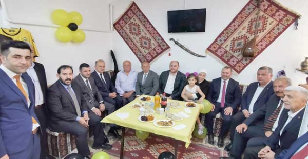 MALATYALILARDAN MUHTEŞEM AÇILIŞ