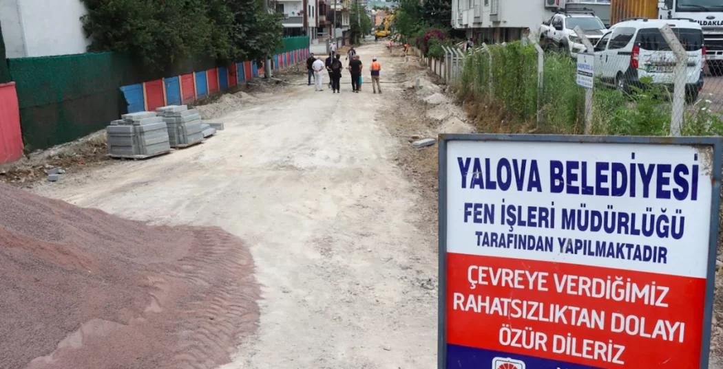 MERCAN SOKAK YENİLENİYOR