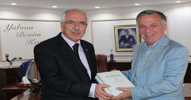 Müftü Üskülüplü’den İade-i Ziyaret