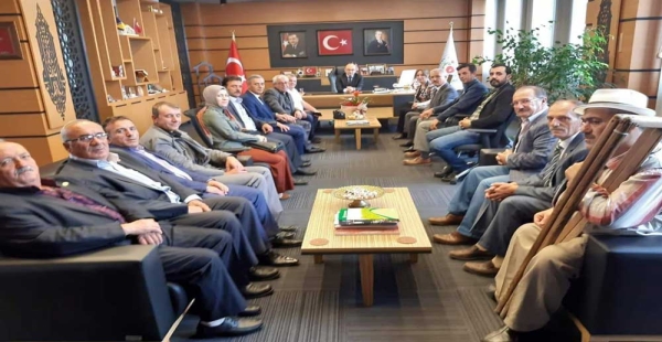 MUHTAR DEMOKRASİNİN BİR PARÇASIDIR