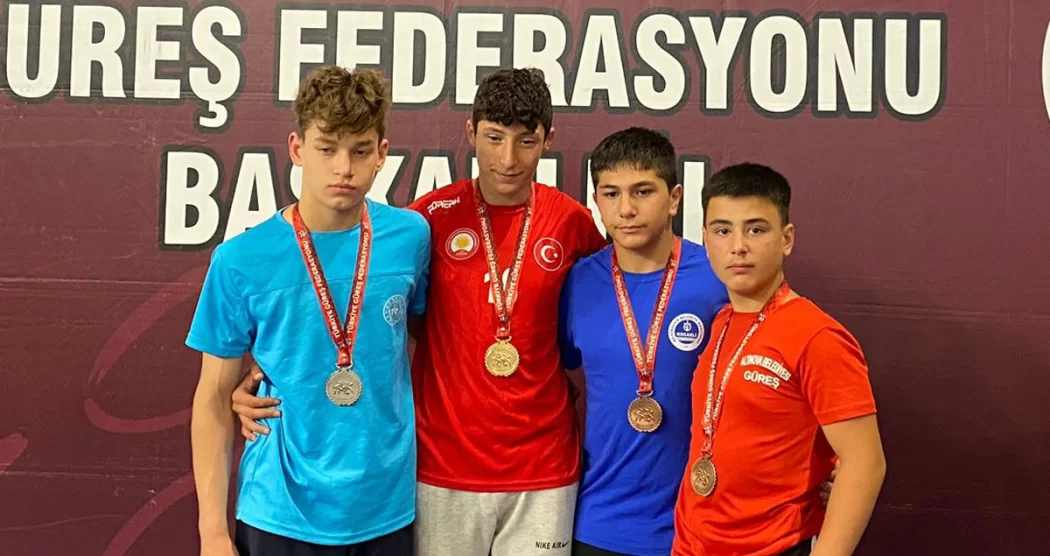 MUSTAFA YANMAZ TÜRKİYE ÜÇÜNCÜSÜ OLDU