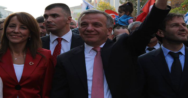 MUTLU YALOVA'DAN  YÜRÜYÜŞE 6.000 KİŞİ KATILDI
