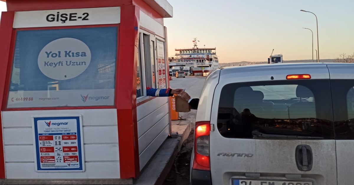 NEGMAR YOLCULARINA İFTAR AÇTIRIYOR
